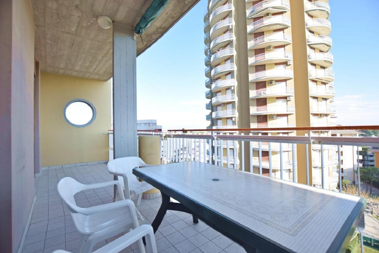 Residence La Duna Lignano Sabbiadoro Exterior photo